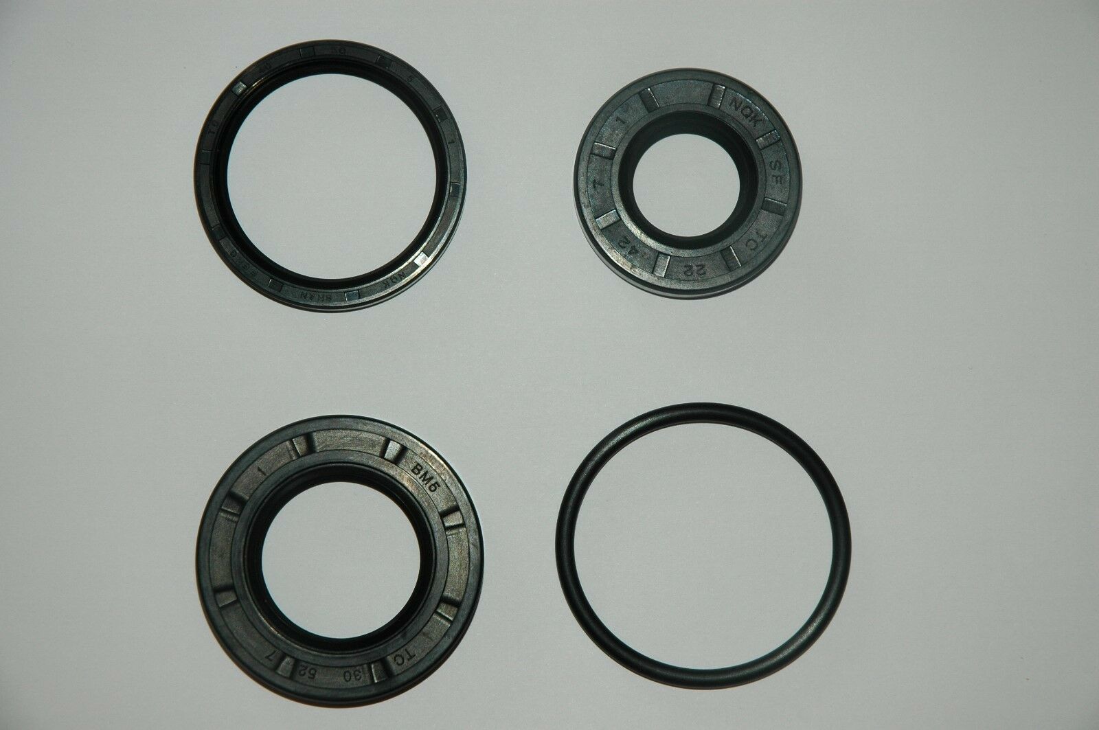 Honda V65 VF1100C Magna ALL, VF1100S Sabre ALL, Front & Rear Wheel Seals Qty 4