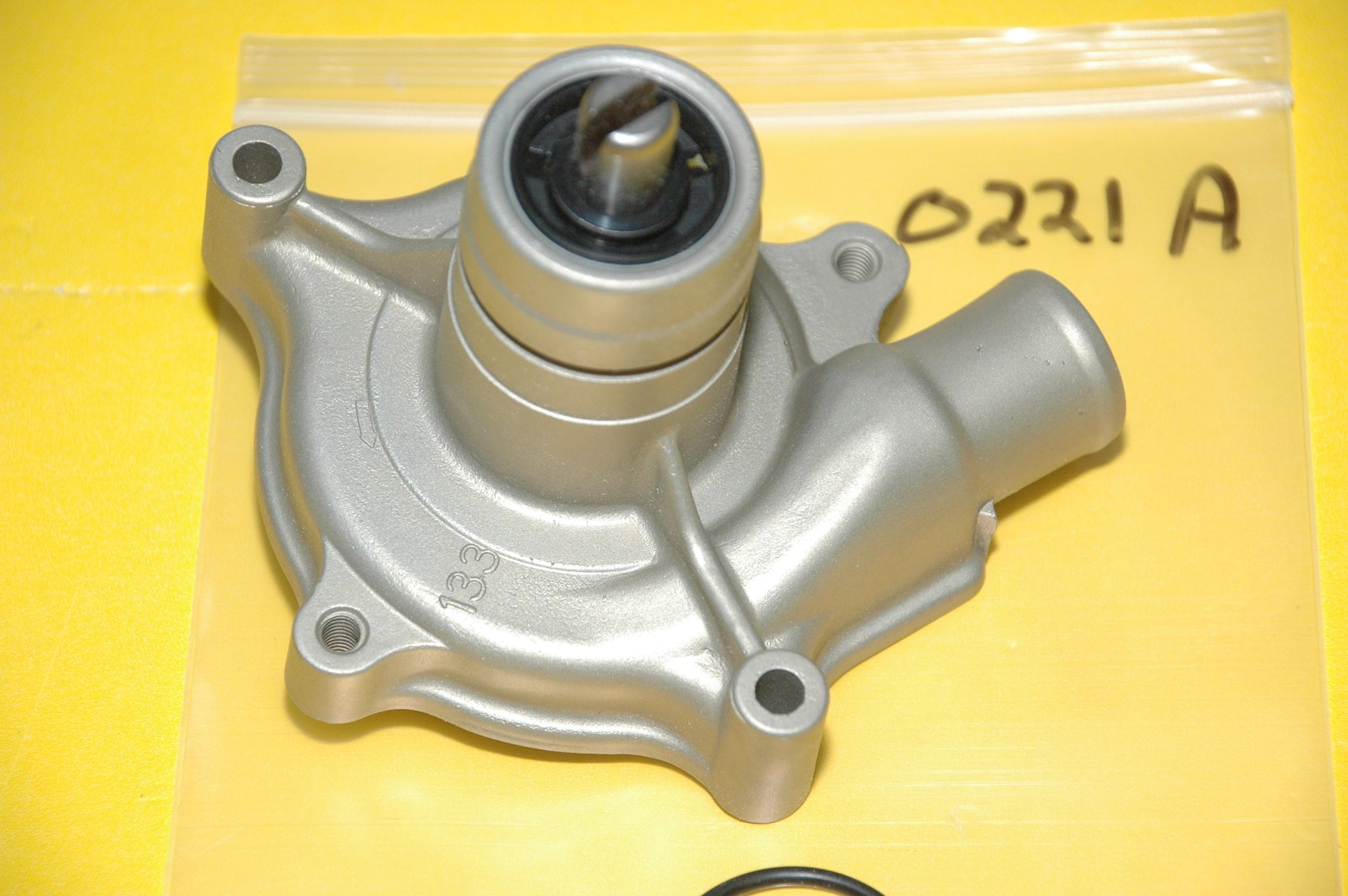 Kawasaki 94-97 ZX900 91-2000 ZX750 Ninja P/N 49044-1069 Water Pump 