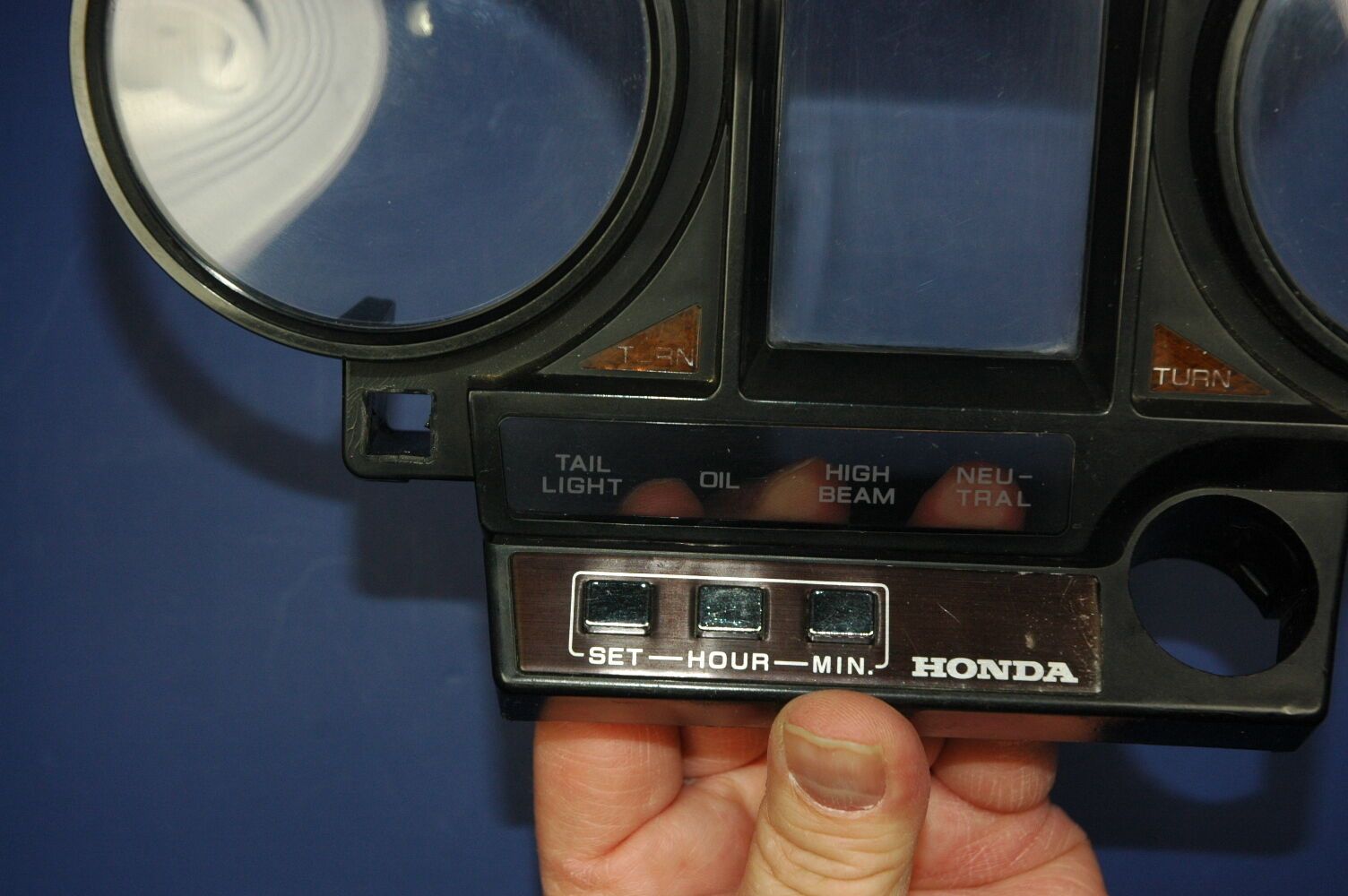 Honda V65 Sabre VF1100S 84 & 85 Odometer Reset Rubber Cover, QTY 1, like OEM - V65 Magna's And Sabre's Of Arizona